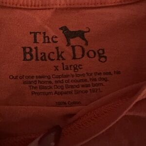 Black dog T-shirt size X-Large